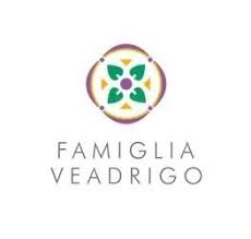 Ninfeta morena peituda transando com dotado - Família Veadrigo